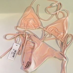 Frankies Bikini; size small; pink
